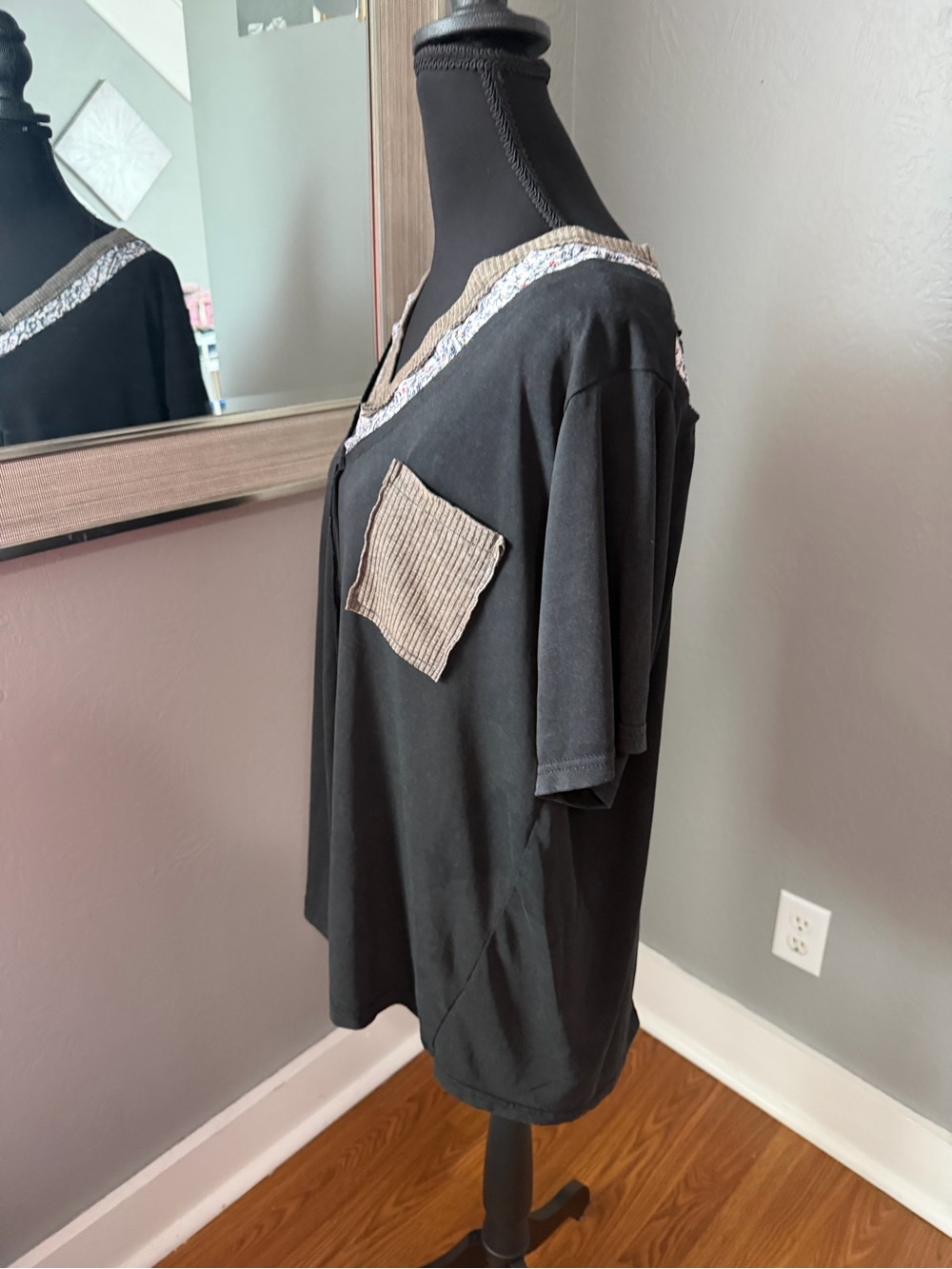 POL x Anthropologie Mixed Media Floral Mesh Black Boho Top Medium - Picture 4 of 8